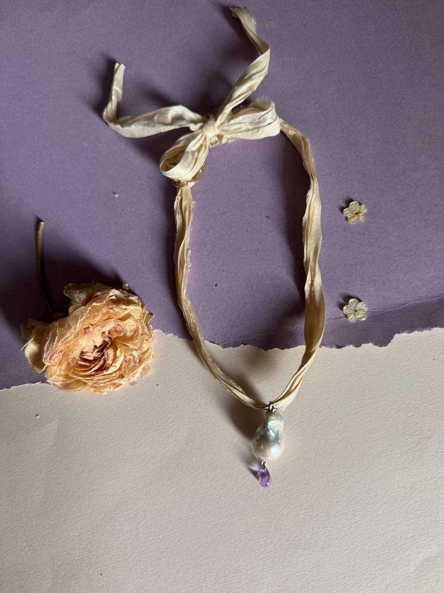 Pearldrop Choker
